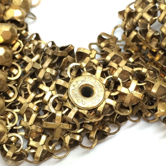 VINTAGE LARGE MESH SCARF NECKLACE TRIANGLE BRONZE GOLD TONE METAL STATEMENT - Picture 8 of 14